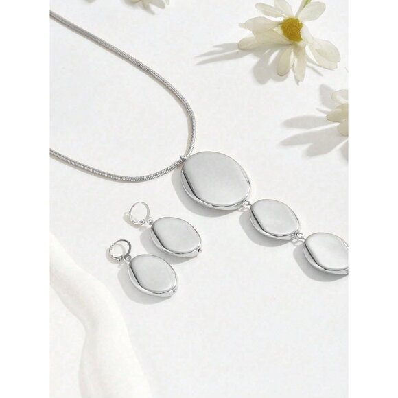 Chunky Geometric Pendant Necklace and Earrings Set Silver Statement Jewelry - Picture 5 of 5